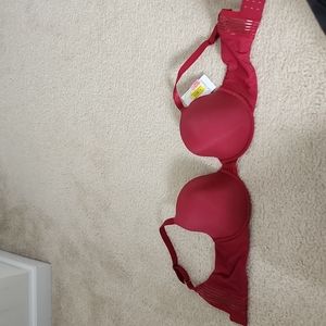 Le Mystere 36E bra, NWT.